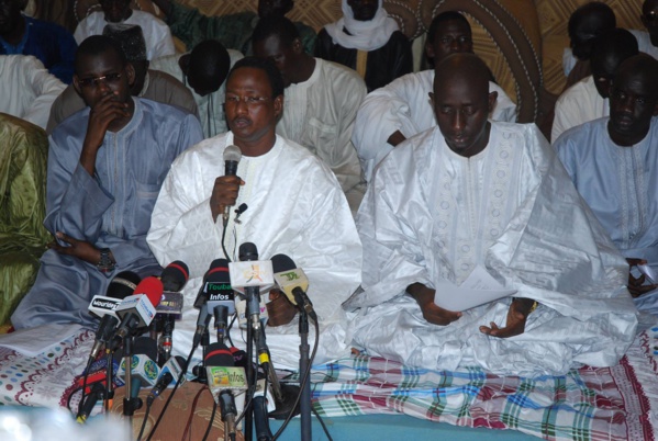 Intronisation des femmes au titre de Cheikh : Les petits-fils de Serigne Touba en colère contre Cheikh Béthio