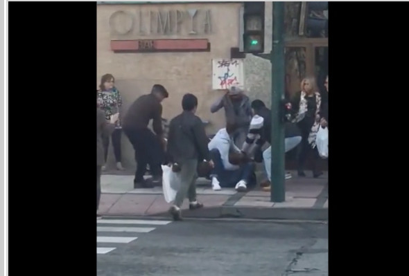 Vidéos: Un sénégalais maltraité par des policiers en civil en Espagne, meurt 2h de temps après..