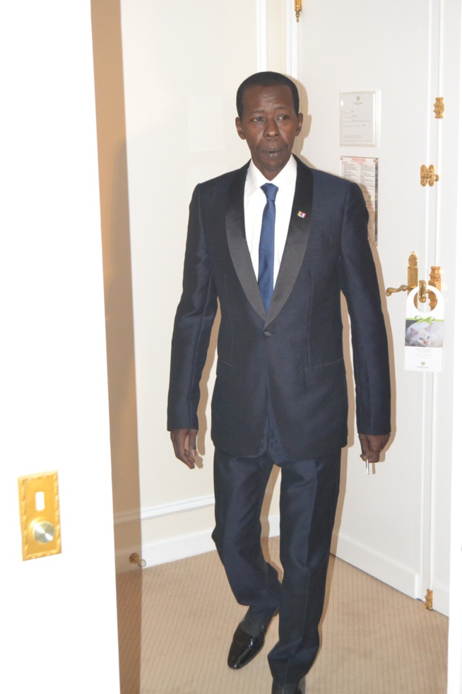 L'homme d'affaire Cheikh Amar patron du groupe Holding Amar invité du président Macky Sall à Paris: A coeur ouvert sur les perspectives de l'économie au Senegal.