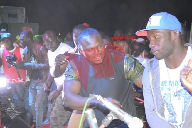 72 IMAGES:CONCERT EXPLOSIF, PAPE DIOUF CASSE LA BARAQUE A LOUGA GUEST STAR MODOU LO.