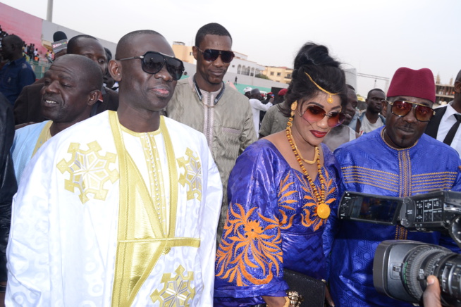 Combat Boy Niang vs Gouy Gui: Depart du Parrain Pape Diouf au stade Demba Diop.