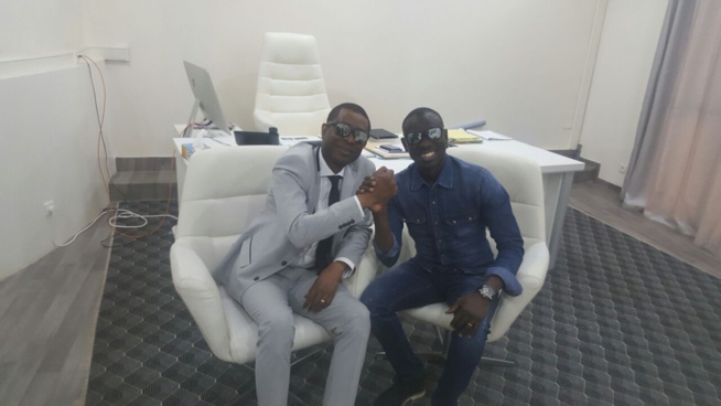 Pape Diouf a rendu visite son idole, son grand frère Youssou Ndour pour solliciter des prières pour la nuit des fans ce vendredi au Grand theatre.