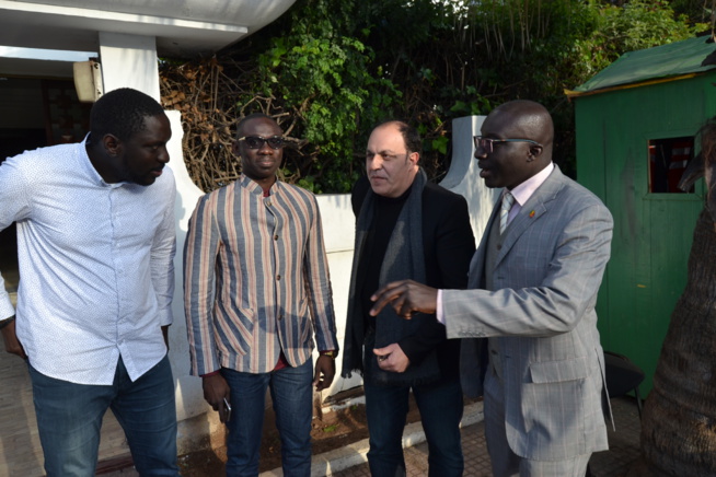 GRAND BEGUÉ DE CASABLANCA: PAPE DIOUF rencontre les autorités au Consulat du Sénégal à Casablanca