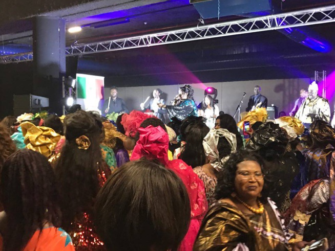 Rakhou Prod: Les deux diva Fatou Ngueweul et Kiné Lam enflamment la nuit des femmes au Palais des Congrés de Montreuil.