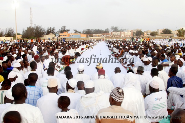 Première sortie officielle du Khalif général des Tidianes Serigne Abdoul Aziz Al Amin, ce vendredi au stade Amadou Barry à la Hadratoul Djumah