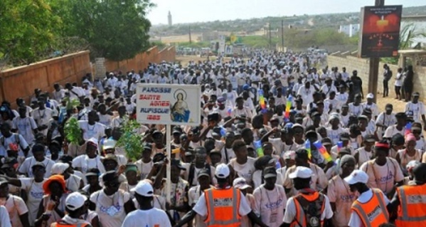 Popenguine 2017: Des milliers de fidèles présents au sanctuaire pour la messe de Pentecôte