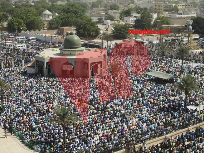 Prière de vendredi – La grande mosquée de Touba