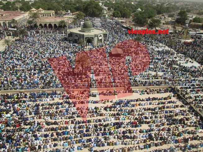 Prière de vendredi – La grande mosquée de Touba