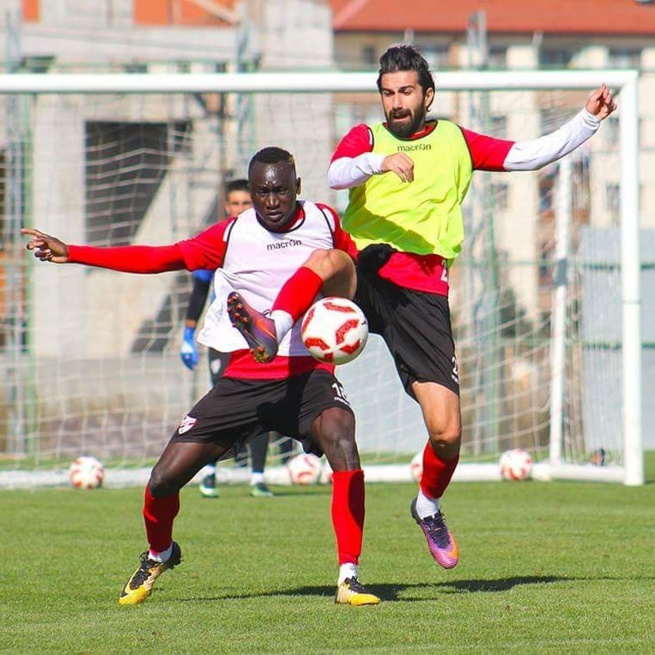 SON CLUB TURC LUI TOURNE LE DOS, Le joueur Sénégalais Chérif Salif Sané en pleine galère en…