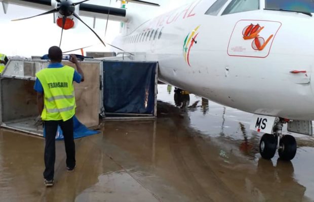 Aéroport international Blaise Diagne sous la pluie: Gros dégâts, le vent empêche l’atterrissage des avions