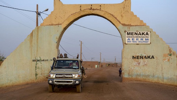 Mali : au moins 12 civils tués par des hommes armés près de Ménaka