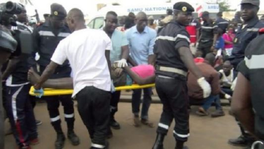 Kedougou : Sous l’effet de la pluie, un arbre s’effondre et fait 2 morts et 3 trois blessés.