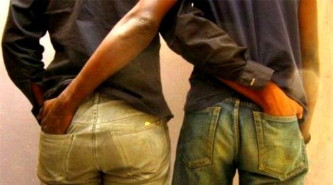 Ziguinchor – Actes contre-nature : Deux homosexuels condamnés à 5 ans ferme