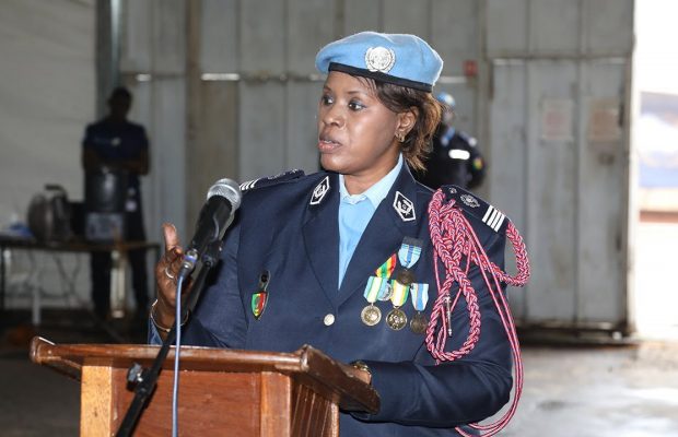 L’histoire fabuleuse de Seynabou Diouf, radiée de la police sénégalaise et nommée « policière de l’année » par l’ONU