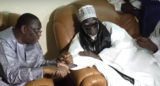 Touba : Macky Sall chez Serigne Mountakha…(vidéo)