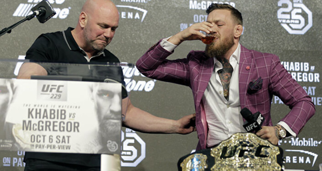 Le président de l’UFC accuse McGregor d’avoir fait «l’une des choses les plus sales», l’Irlandais rétorque