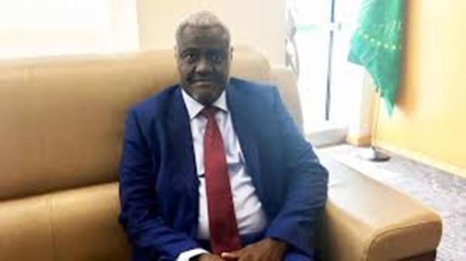 Moussa Faki Mahamat réélu à la tête de la Commission de l'Union africaine pour quatre ans