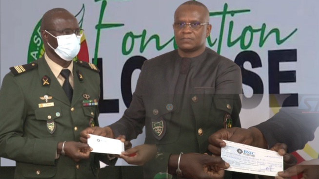 Soldats Tués En Casamance : La Lonase Remet Un Chèque De 5 Millions FCfa À Chaque Famille De Victime