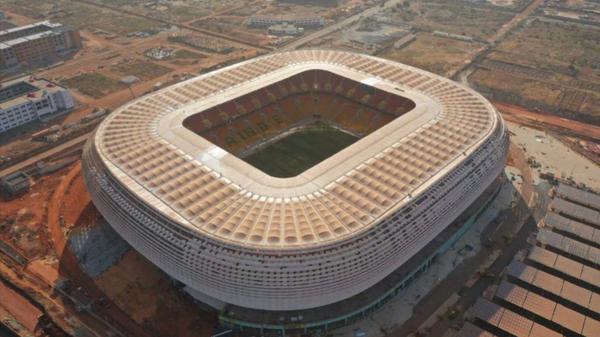 Stade olympique de Diamniadio : “Macky Sall investit une fois de plus sur un projet qui manque d’opportunité…”