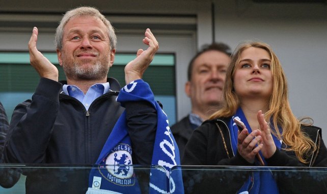 Guerre en Ukraine: Roman Abramovich va vendre Chelsea