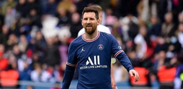 Sifflets contre Messi : le monde du football s’indigne