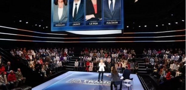 Présidentielle: que retenir de ce premier “drôle” de débat sur TF1?