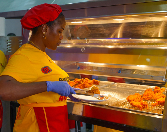 Ouverture de Djolof Chicken Rufisque à Guendel 2,revivez les images de l'inauguration.