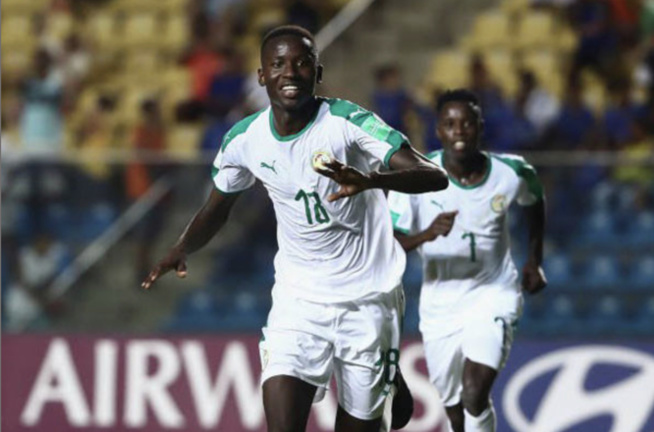 CAF Awards 2022: Pape Matar Sarr remporte le trophée du Meilleur Jeune Joueur Africain de l’année !