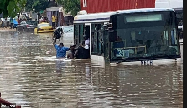 Inondations: Diamaguène Sicap Mbao annonce une plainte contre contre l’Apix