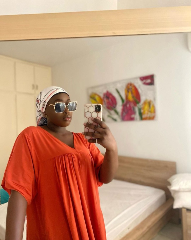 L’actrice Diarra de la série Infidèles en orange flashy séduit ses abonnés