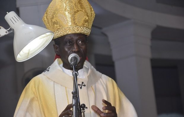 Fête de la Toussaint: Bénédiction des tombes au cimetière Saint-Lazare à Dakar