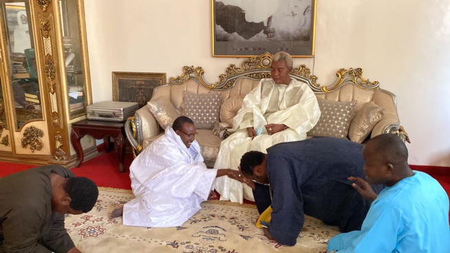 Touba: Les images de la visite de Serigne Abdou Karim chez Serigne Cheikh Bassirou Abdou