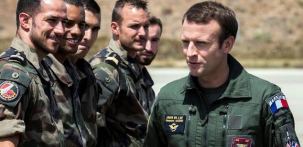 La France va « diminuer » les effectifs militaires en Afrique, annonce Macron