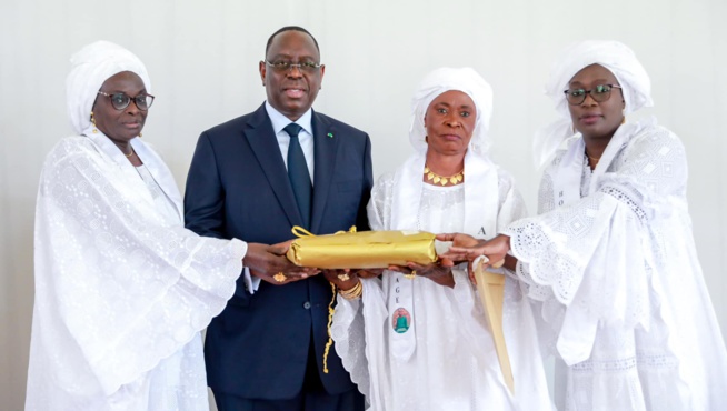 La journée internationale du 8 Mai, c’est demain : Le Président Macky Sall a reçu l’Amicale des femmes de la Présidence de la République