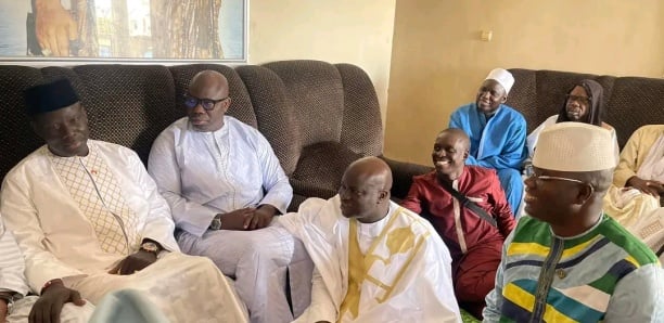 Condoléances à Touba : Malick Gackou, Ahmed Aïdara et Madické Niang chez Cheikh Abdou Bara Dolly