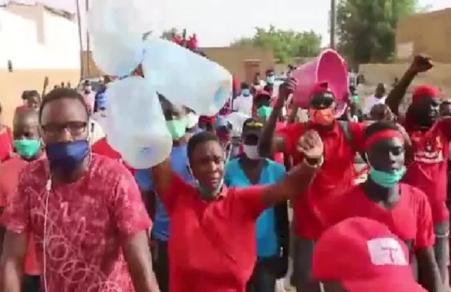 Kédougou / Pénurie d’eau à Kondokhou : Les populations bloquent la route