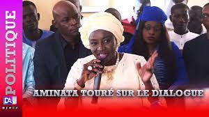 Aminata Touré : "Le Pds n'est pas participant au dialogue, il "est co organisateur avec le Président Sall"