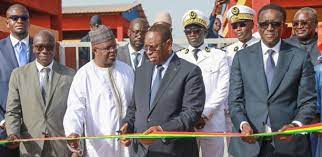 Macky Sall inaugure la Zone d’Activités des Mécaniciens et des Professionnels de l’Automobile