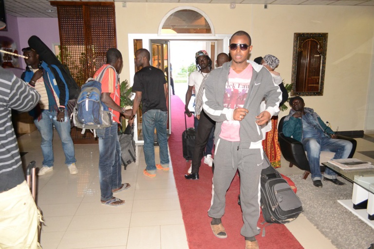 Images : Nouakchott souhaite la bienvenue aux musiciens de Pape Diouf pour fêter St Sylvestre.