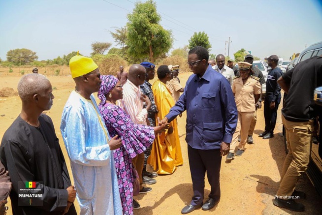 EN TOURNEE DANS LES MARCHES A BETAIS LE PREMIER MINISTRE AMADOU BA RASSURE ...