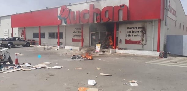 Pillage du magasin Auchan à la cité Soprim : Un footballeur arrêté