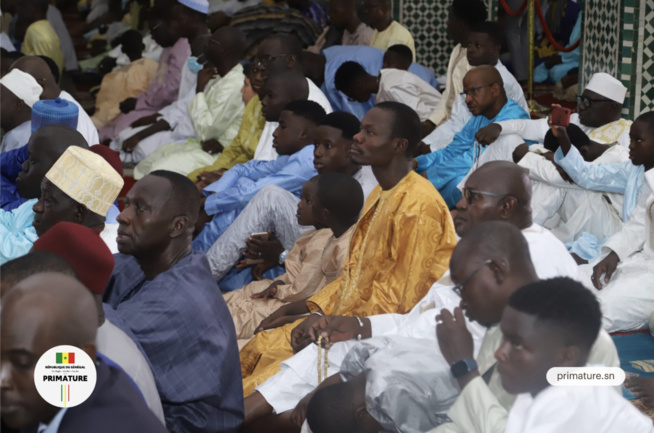 GRANDE MOSQUÉE: Les images du premier  ministre Amadou BA à la prière de la tabaski