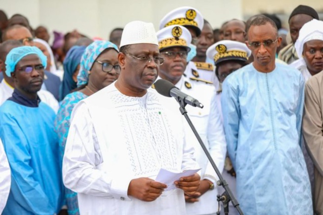 Accident mortel à Ngeune Sarr. Le Président Macky Sall  » exprime sa compassion et appelle à plus de prudence sur la route ».