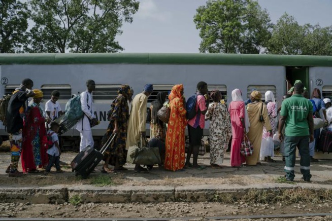 Magal De Touba : Le Train A Convoyé Près De 4000 Pèlerins