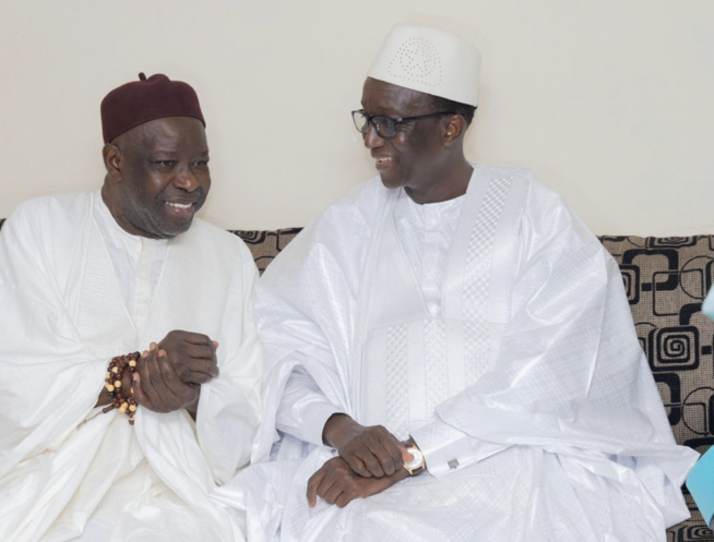 MAOLOUD 2023- Le premier Ministre Amadou Ba en visite à Tivaoune chez El Hadj Maodo Malick Sy pour les chantiers de l’hopital