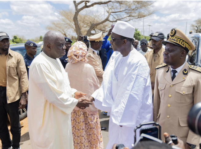 MAOLOUD 2023- Le premier Ministre Amadou Ba en visite à Tivaoune chez El Hadj Maodo Malick Sy pour les chantiers de l’hopital