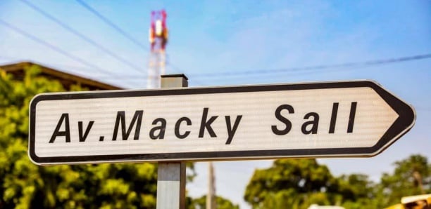 L’avenue Du Général De Gaulle De Saint-Louis Porte Désormais Le Nom Du Président Macky Sall