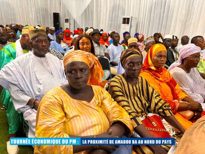 Le Premier Ministre Amadou BA a été accueilli par une foule enthousiaste à son arrivée à Saint Louis .