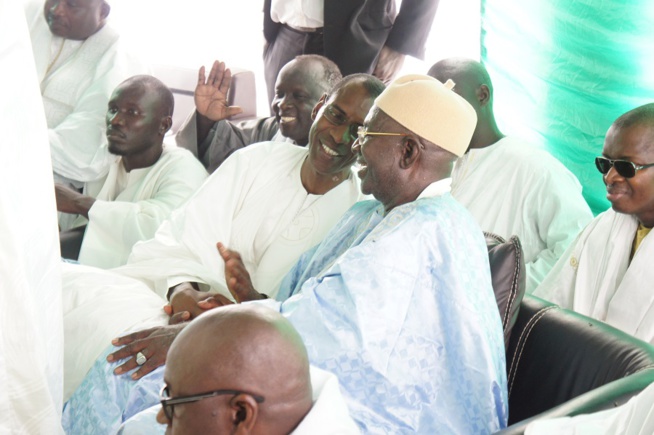 En images, l'innauguration de la mosquée de Serigne Saliou Mbacké de Mbour ce vendredi 1er jour du ramadan.