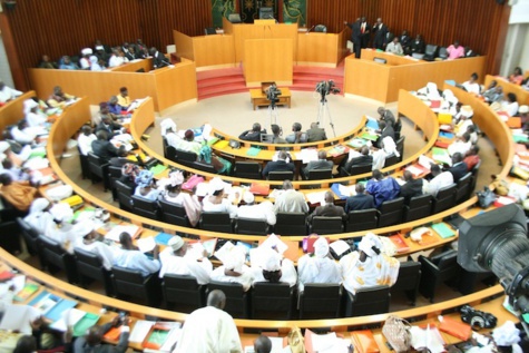 Assemblée nationale : La députée Ndèye Dieynaba Ndiaye quitte le groupe Benno